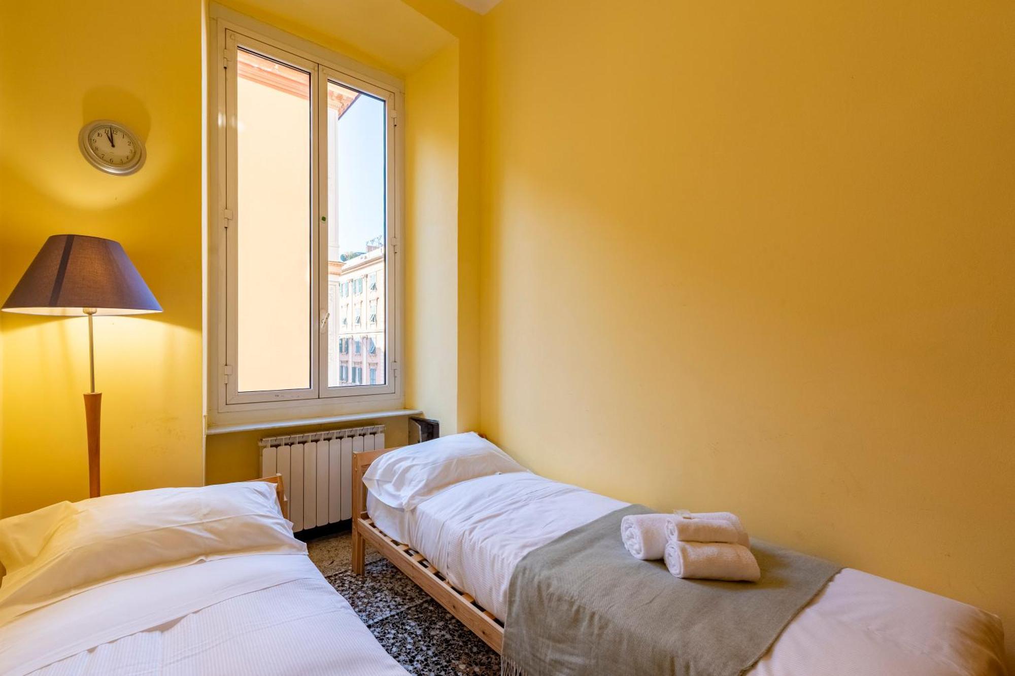 Graceful Center - Happy Apartment